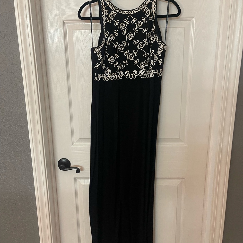 Scott McClintock Black Maxi Dress with White Embroidery